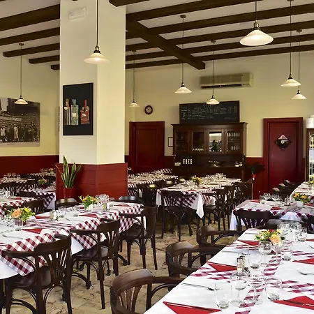 Trattoria Dei Pani מלון